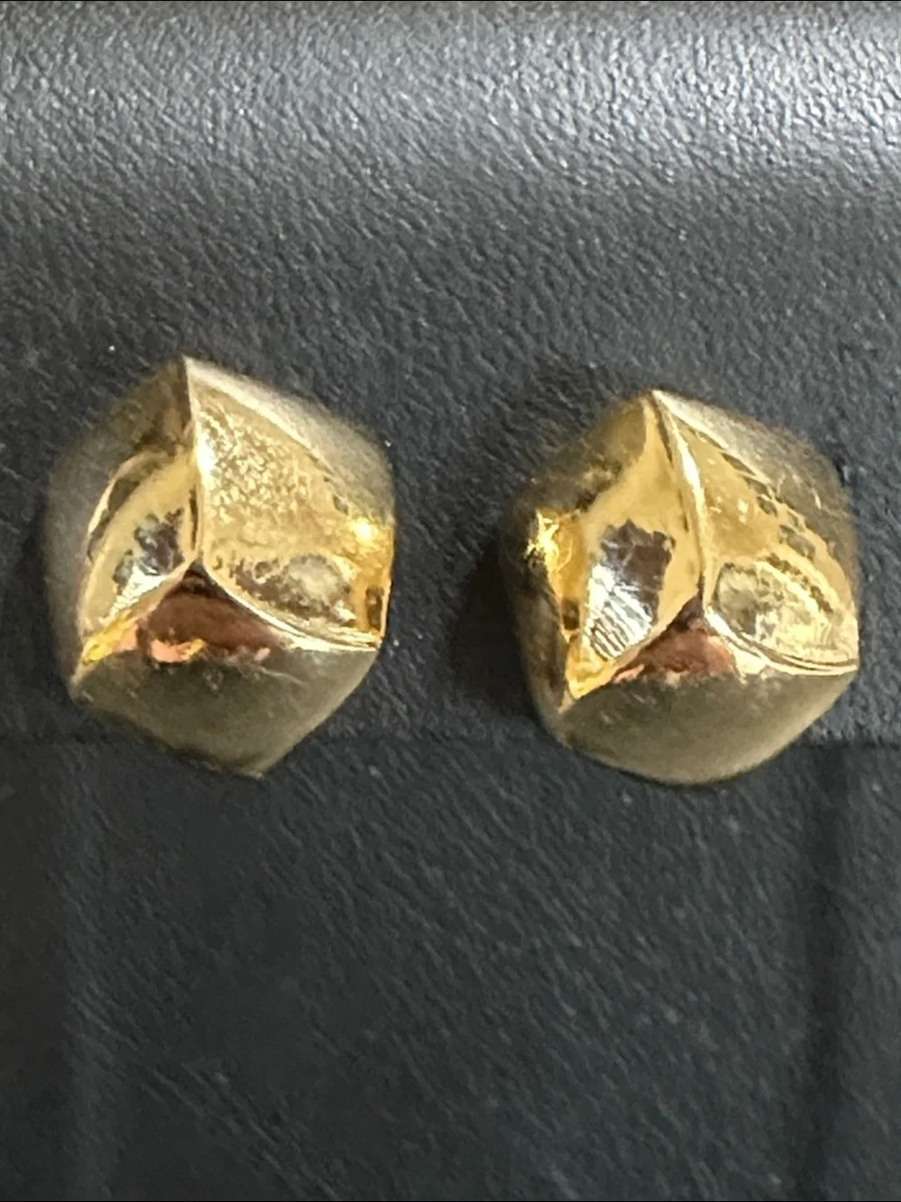 Vendome Pat.No. 3.176.465 VTG Gold Tone Adjustable Screw Back Clip On Earrings